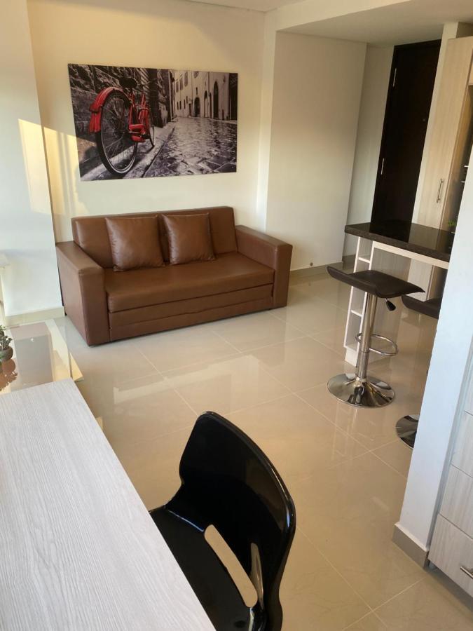 Apartasuite Moderna - En El Corazon Del Poblado Medellin Ngoại thất bức ảnh