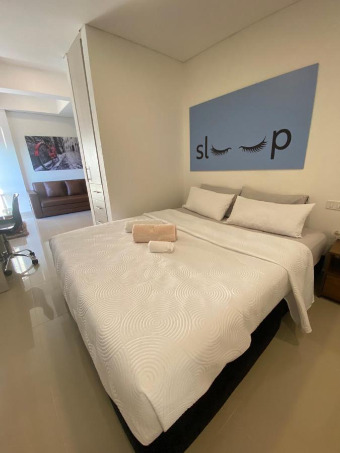 Apartasuite Moderna - En El Corazon Del Poblado Medellin Ngoại thất bức ảnh